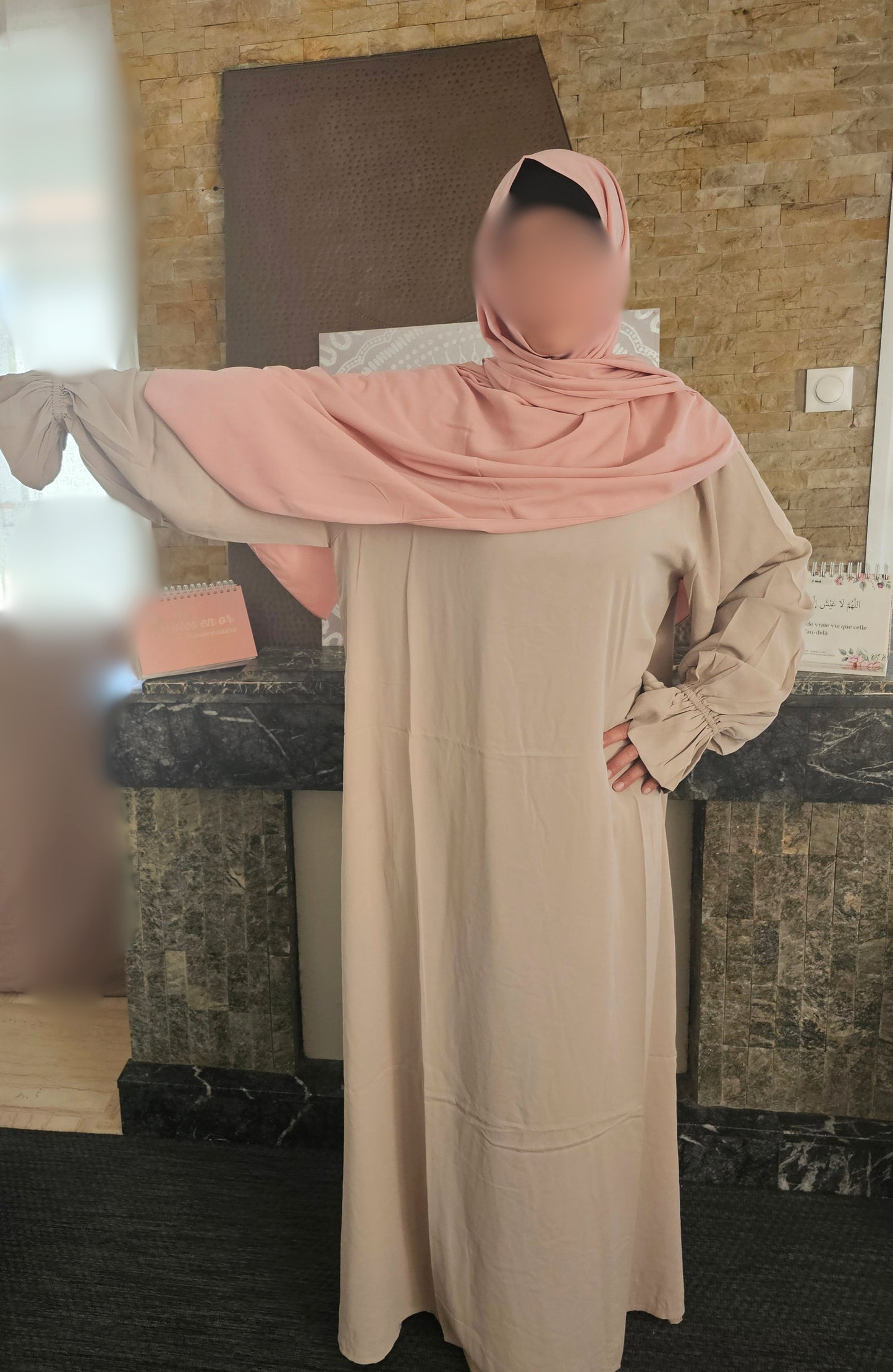Abaya Maram