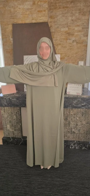 Abaya Maram